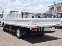 三菱ふそうキャンター平ボディ小型（2t・3t）[写真02]