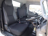 三菱ふそうキャンター平ボディ小型（2t・3t）[写真33]