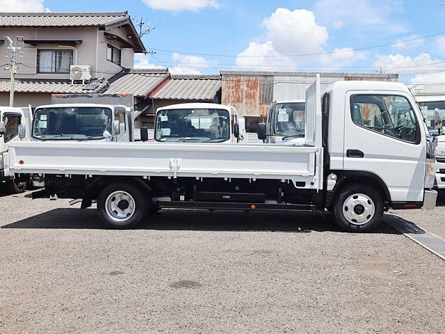 三菱ふそうキャンター平ボディ小型（2t・3t）[写真05]