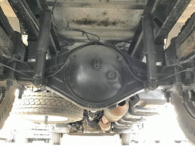 三菱ふそうキャンター冷蔵冷凍ウイング小型（2t・3t）[写真29]