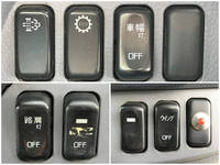 三菱ふそうキャンター冷蔵冷凍ウイング小型（2t・3t）[写真38]