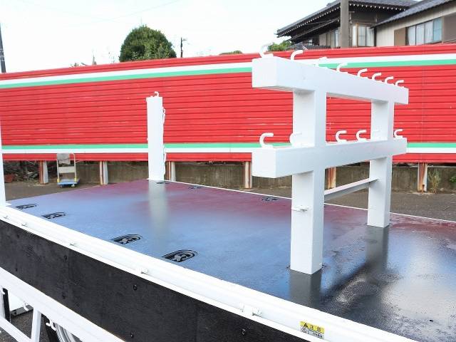 マツダタイタン平ボディ小型（2t・3t）[写真12]