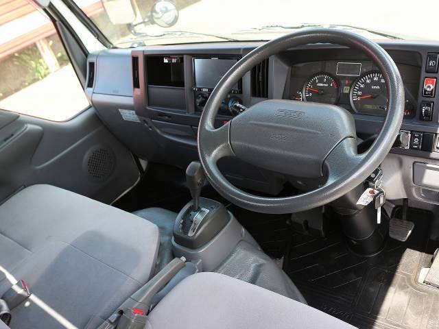 マツダタイタン平ボディ小型（2t・3t）[写真21]