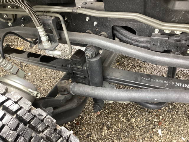 いすゞギガアルミウイング大型（10t）[写真20]