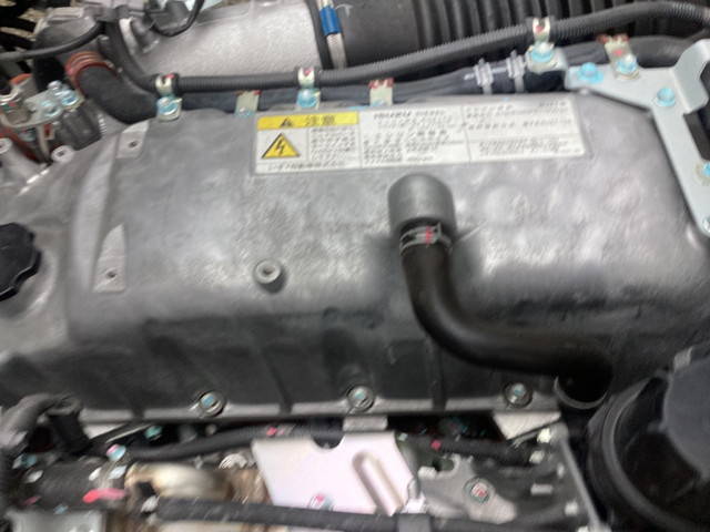 いすゞギガアルミウイング大型（10t）[写真24]