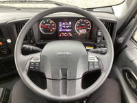 いすゞギガアルミウイング大型（10t）[写真28]