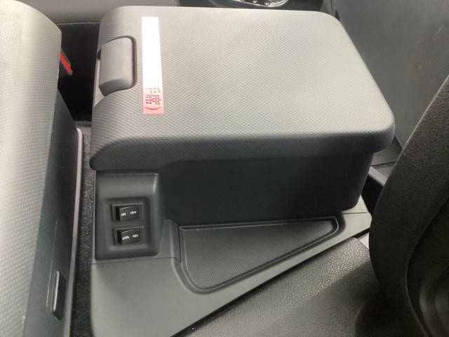 いすゞギガアルミウイング大型（10t）[写真32]