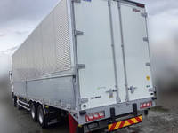 いすゞギガアルミウイング大型（10t）[写真04]