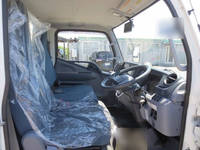 三菱ふそうキャンター冷凍車（冷蔵車）小型（2t・3t）[写真13]