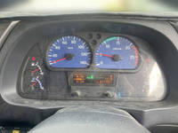 UDトラックスクオン深ダンプ（土砂禁ダンプ）大型（10t）[写真28]