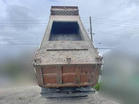 UDトラックスクオン深ダンプ（土砂禁ダンプ）大型（10t）[写真07]