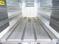 いすゞフォワード冷凍車（冷蔵車）増トン（6t・8t）[写真10]