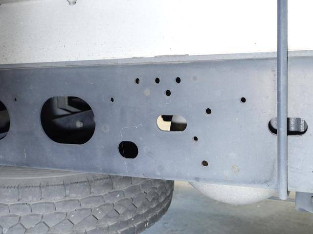 いすゞフォワード冷凍車（冷蔵車）増トン（6t・8t）[写真15]