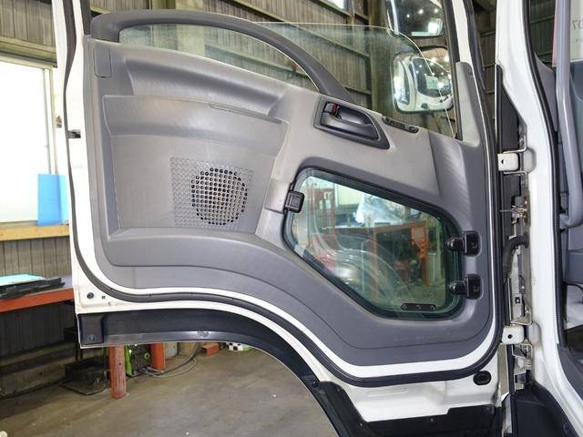 いすゞフォワード冷凍車（冷蔵車）増トン（6t・8t）[写真33]