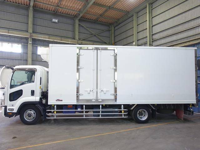 いすゞフォワード冷凍車（冷蔵車）増トン（6t・8t）[写真06]