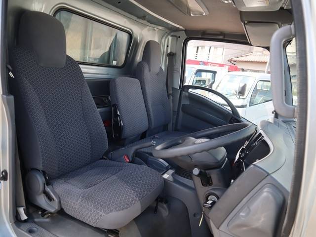 いすゞエルフ平ボディ小型（2t・3t）[写真25]