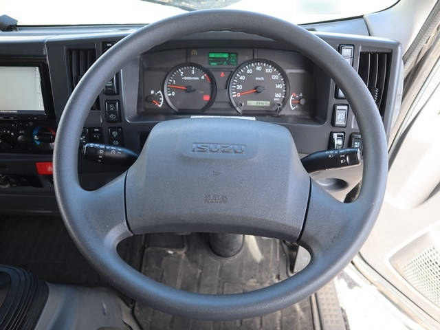 いすゞエルフ平ボディ小型（2t・3t）[写真28]