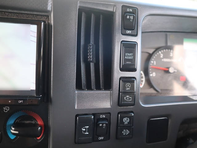 いすゞエルフ平ボディ小型（2t・3t）[写真31]