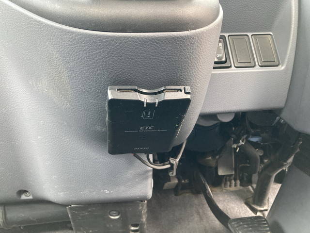 三菱ふそうキャンターセーフティローダー小型（2t・3t）[写真36]