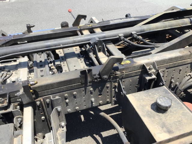 三菱ふそうキャンターセーフティローダー小型（2t・3t）[写真13]