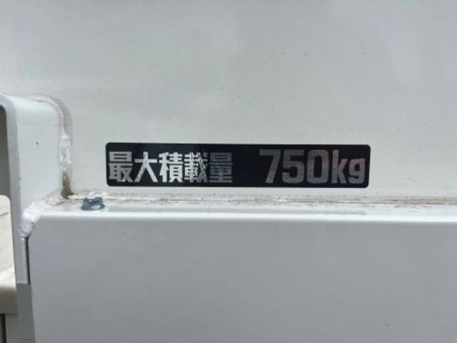 トヨタタウンエース平ボディ小型（2t・3t）[写真16]