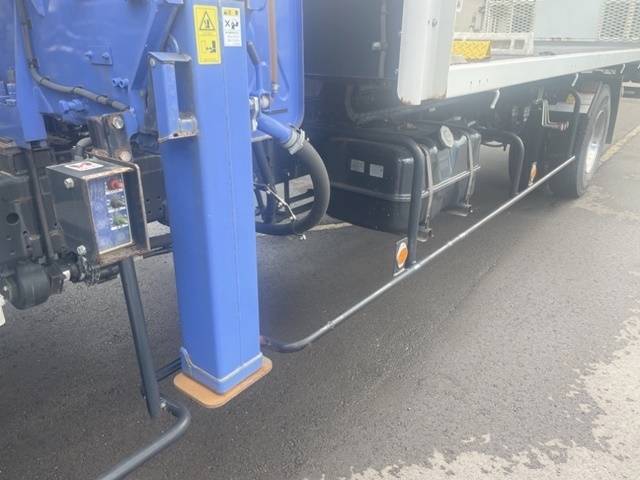 いすゞフォワードセーフティクレーン4段中型（4t）[写真23]