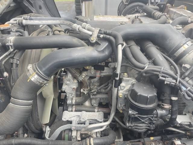 いすゞフォワードセーフティクレーン4段中型（4t）[写真30]