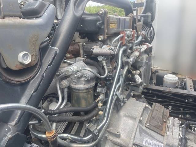 いすゞフォワードセーフティクレーン4段中型（4t）[写真31]