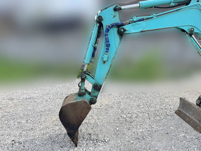 コベルコミニユンボ（ミニバックホー）[写真09]