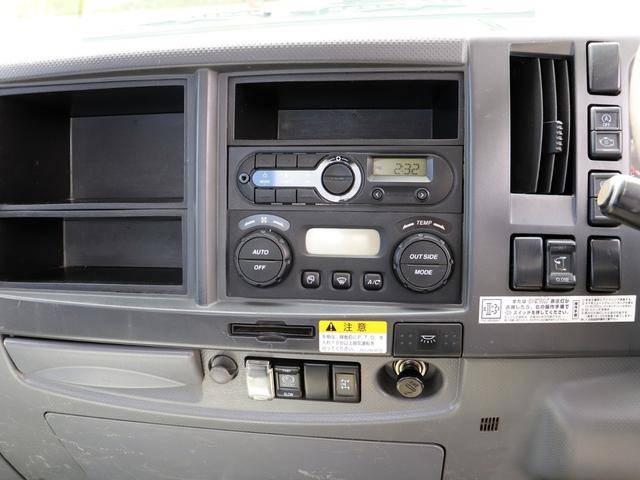 いすゞフォワードコンテナ専用車中型（4t）[写真28]