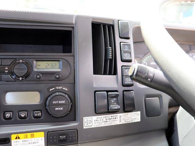 いすゞフォワードコンテナ専用車中型（4t）[写真29]