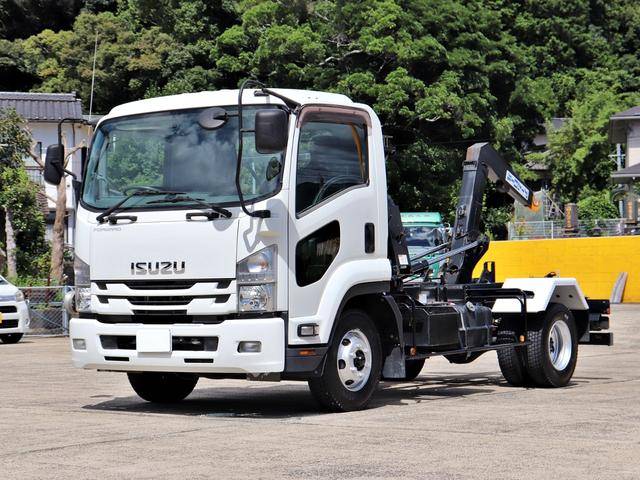 いすゞフォワードコンテナ専用車中型（4t）[写真03]