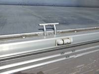 いすゞフォワードアルミウイング中型（4t）[写真09]