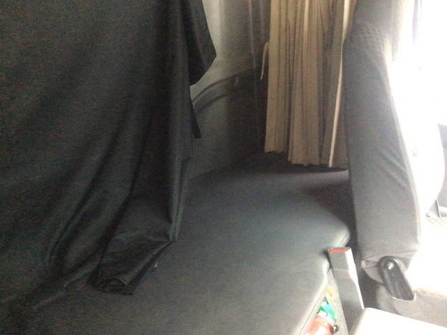 いすゞフォワードアルミバン中型（4t）[写真24]