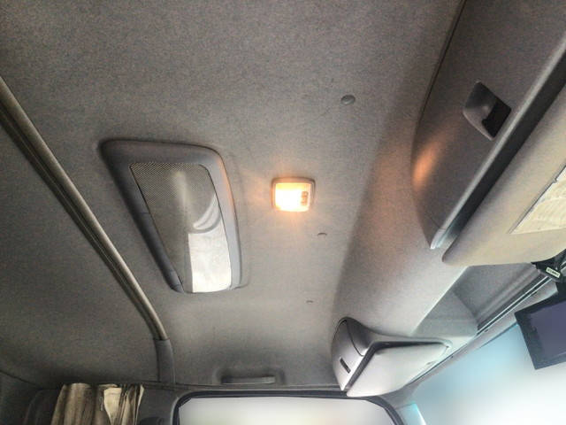 いすゞフォワードアルミバン中型（4t）[写真25]