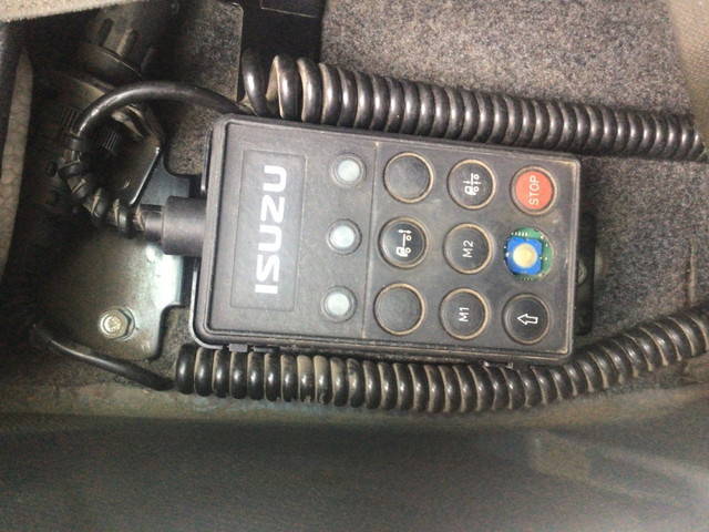 いすゞフォワードアルミバン中型（4t）[写真28]