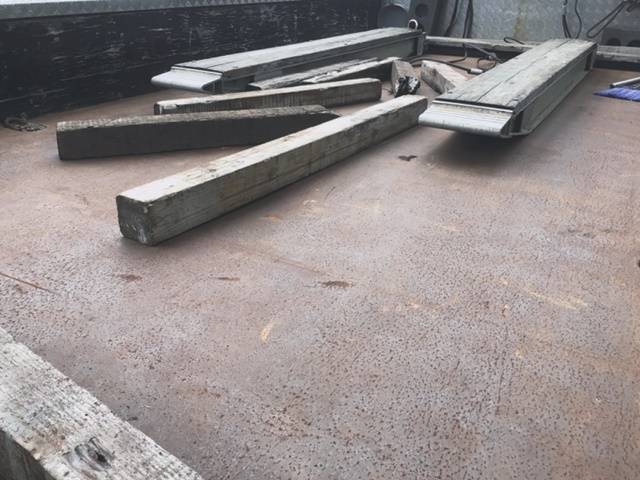 日野デュトロセルフクレーン4段小型（2t・3t）[写真10]