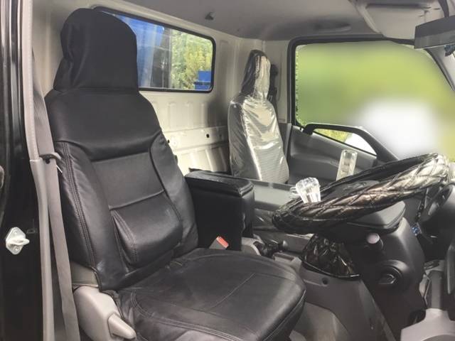 日野デュトロセルフクレーン4段小型（2t・3t）[写真34]