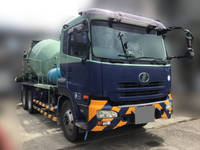 UDトラックスクオンミキサー車（コンクリートミキサー）大型（10t）[写真03]