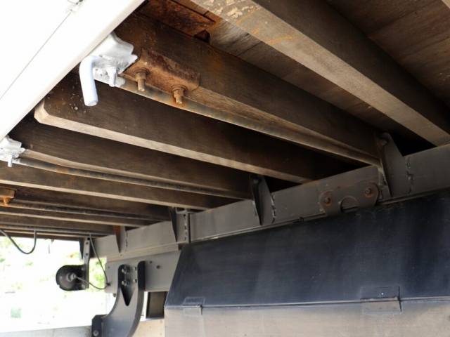 日野レンジャークレーン5段増トン（6t・8t）[写真16]