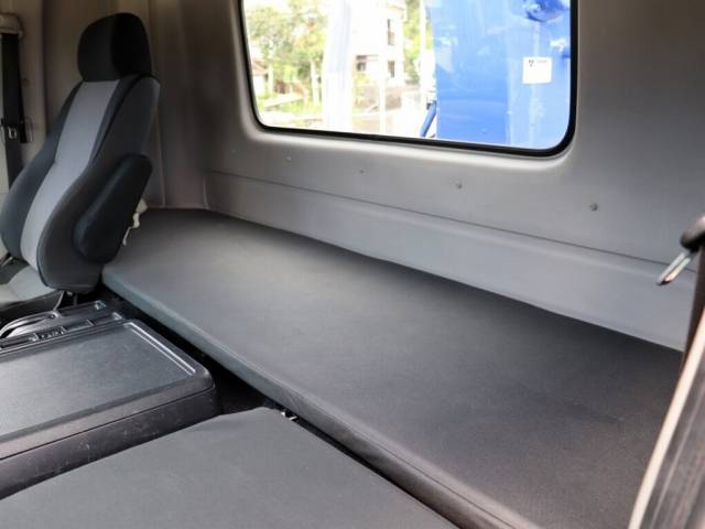 日野レンジャークレーン5段増トン（6t・8t）[写真32]