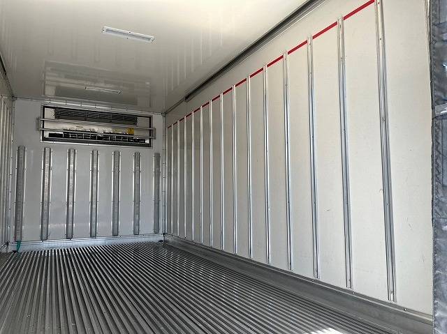 日野デュトロ冷凍車（冷蔵車）小型（2t・3t）[写真10]