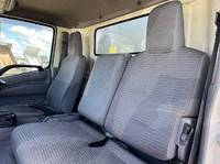 日野デュトロ冷凍車（冷蔵車）小型（2t・3t）[写真22]