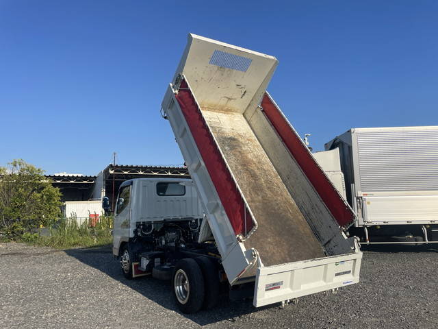 三菱ふそうキャンターダンプ小型（2t・3t）[写真12]