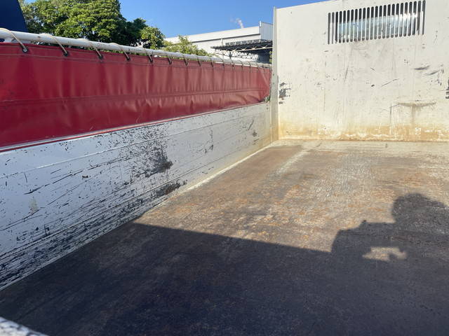 三菱ふそうキャンターダンプ小型（2t・3t）[写真14]