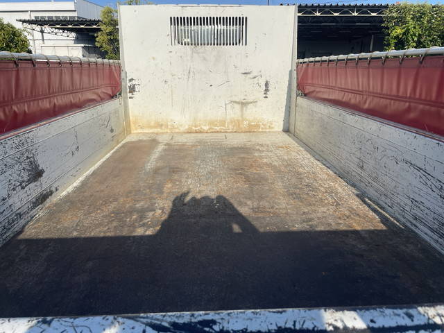 三菱ふそうキャンターダンプ小型（2t・3t）[写真15]