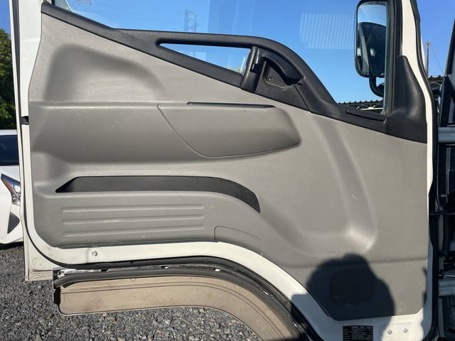 三菱ふそうキャンターダンプ小型（2t・3t）[写真30]