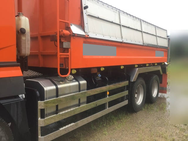 三菱ふそうスーパーグレートダンプ大型（10t）[写真11]