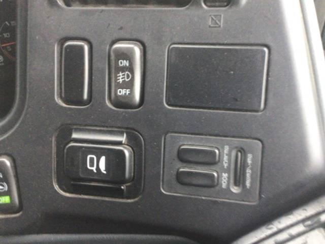 三菱ふそうスーパーグレートダンプ大型（10t）[写真34]