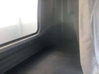 いすゞフォワードアルミウイング中型（4t）[写真28]